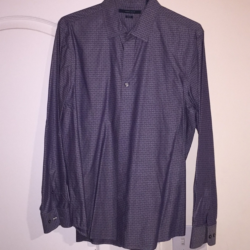 Perry Ellis men’s casual shirt